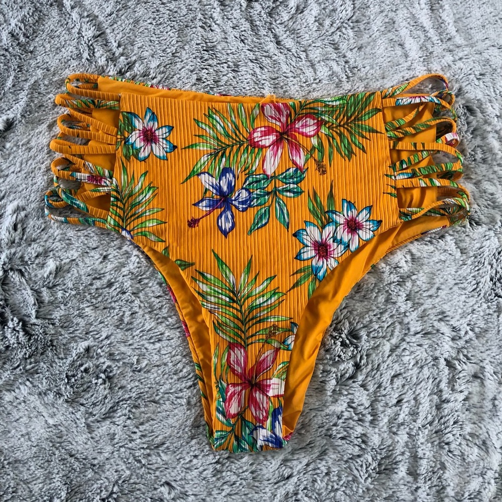 TiniBikini Floral Bottoms